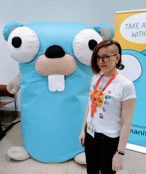 Me taking a photo with Giant Gopher